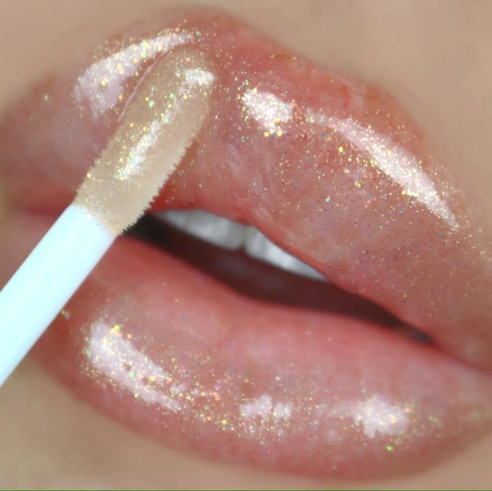 Ultra Dazzle Lipgloss - Image 4